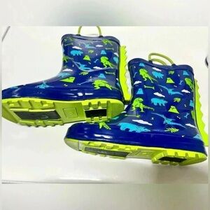 Dinesours kids rain boots size 13 New perfect for outdoor , gardening etc
